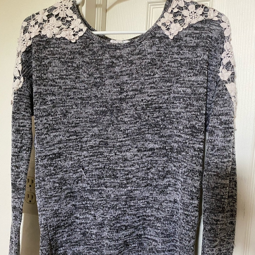 Grey Sweater with White Flower Detail